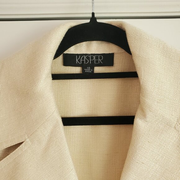 Kasper 3-piece skirt suit set. Gorgeous shimmering ivory tweed fabric! - Picture 10 of 13